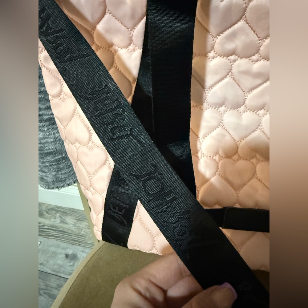 Betsey Johnson Quilted Pink Heart Tote/Weekender Bag - Picture 3 of 9